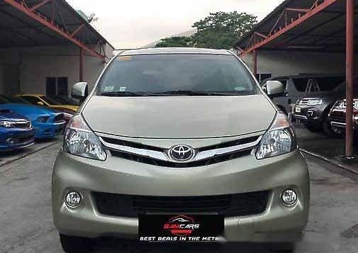 Sell Silver 2015 Toyota Avanza Automatic Gasoline at 27846 km