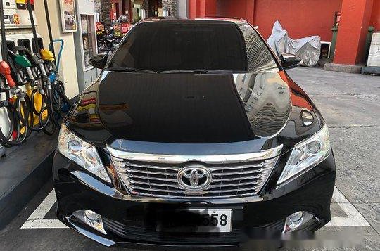 Selling Black Toyota Camry 2015