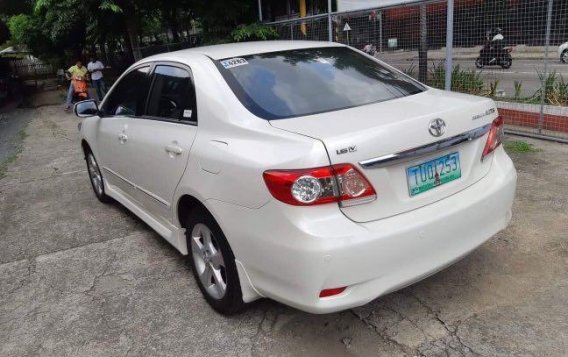 Toyota Corolla Altis 2012 for sale in Mandaluyong -3
