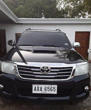 Sell Black 2015 Toyota Hilux at 75000 km -1