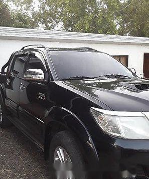 Sell Black 2015 Toyota Hilux at 75000 km 