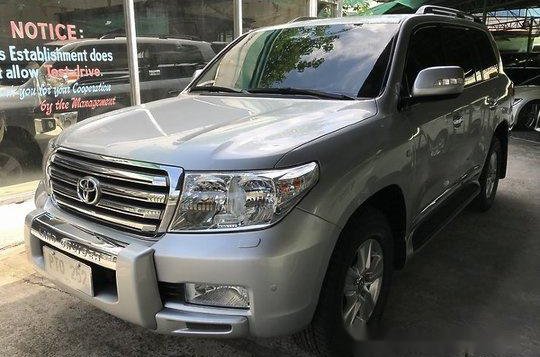 Silver Toyota Land Cruiser 2011 at 66000 km for sale -1