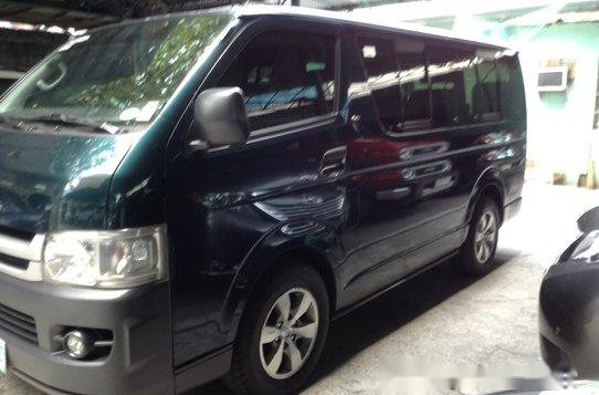 Green Toyota Hiace 2009 Manual Diesel for sale -2
