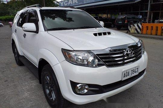 White Toyota Fortuner 2015 for sale in Marikina