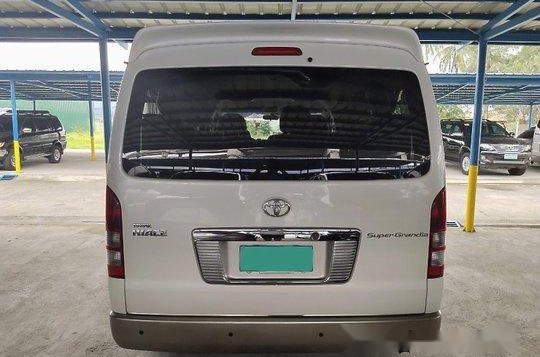 Selling Toyota Hiace 2013 Automatic Diesel -3