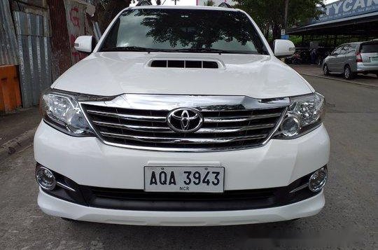 White Toyota Fortuner 2015 for sale in Marikina-1