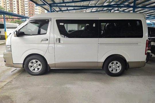 Selling Toyota Hiace 2013 Automatic Diesel -4