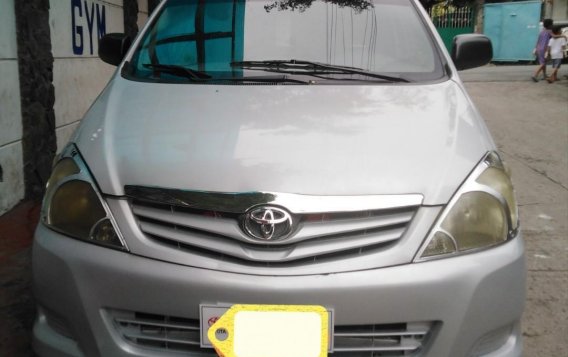 2009 Toyota Innova for sale in Taguig-6