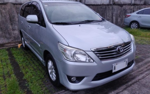 Toyota Innova 2014 at 75000 km for sale -2