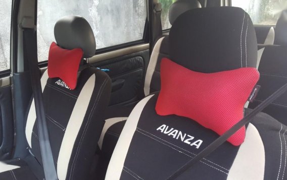 2011 Toyota Avanza for sale in Makati -3