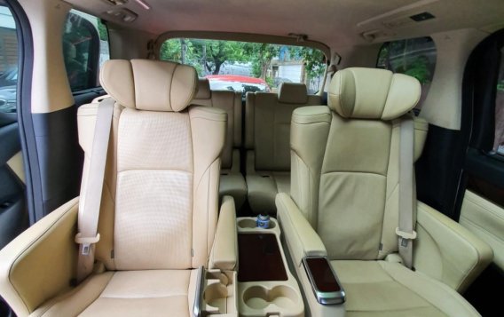 2015 Toyota Alphard for sale in Quezon City -4