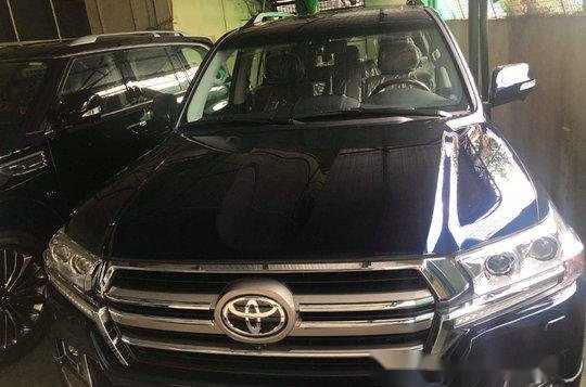 Selling Blue Toyota Land Cruiser 2019 in Manila -3