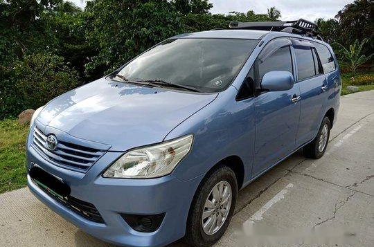 Sell Blue 2013 Toyota Innova Manual Diesel at 145000 km -1