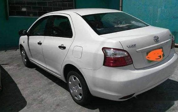 Sell White 2012 Toyota Vios at 70000 km -3