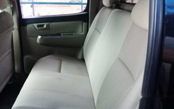 Sell Black 2015 Toyota Hilux in Meycauayan-10