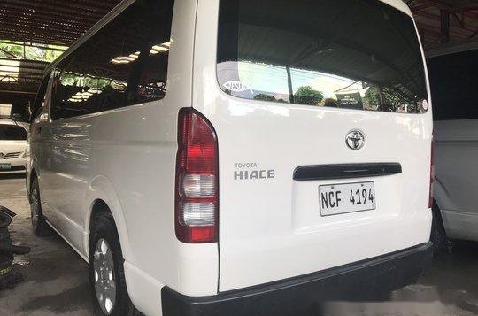 Selling White Toyota Hiace 2016 Manual Diesel -4