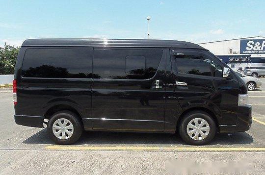 Sell Black 2016 Toyota Hiace at 33000 km -6