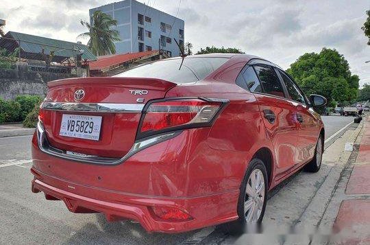 Red Toyota Vios 2016 at 42000 km for sale-3