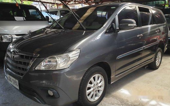 Sell Grey 2016 Toyota Innova at 16000 km -2