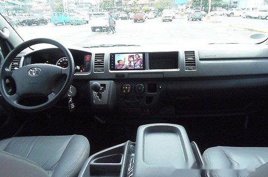 Sell White 2011 Toyota Hiace in Quezon City -10