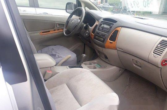 Sell Silver 2010 Toyota Innova Automatic Diesel at 111000 km -5