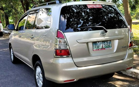 2012 Toyota Innova for sale in Las Piñas City-4