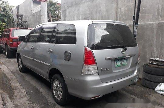 Sell Silver 2010 Toyota Innova Automatic Diesel at 111000 km -2