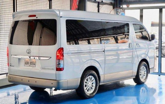 Selling Toyota Hiace 2015 in Quezon City -3