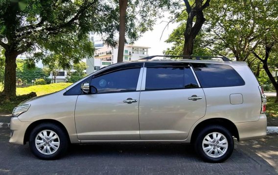 2012 Toyota Innova for sale in Las Piñas City-8