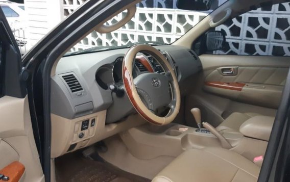 2009 Toyota Fortuner for sale in Quezon City -3