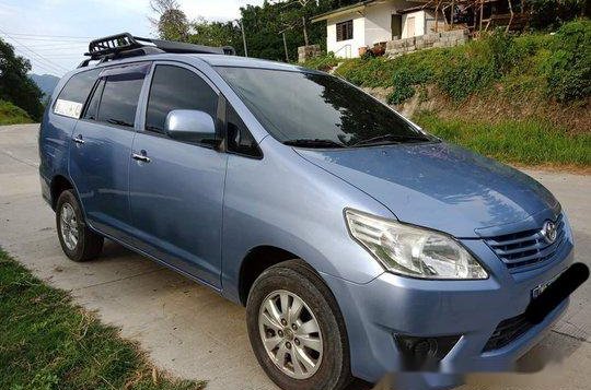 Sell Blue 2013 Toyota Innova Manual Diesel at 145000 km -9