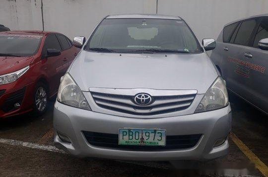 Sell Silver 2010 Toyota Innova Automatic Diesel at 111000 km -1