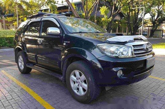 Black Toyota Fortuner 2010 for sale in Pasig 