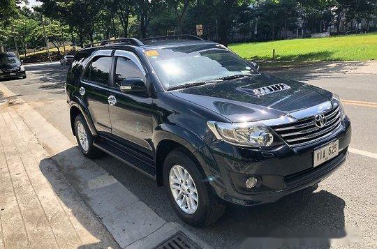 Selling Black Toyota Fortuner 2014 Automatic Diesel -1