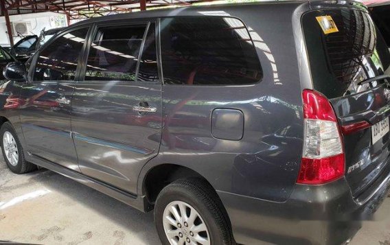 Sell Grey 2016 Toyota Innova at 16000 km -4