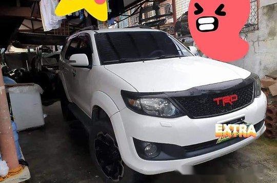 Selling White Toyota Fortuner 2012 Automatic Gasoline 