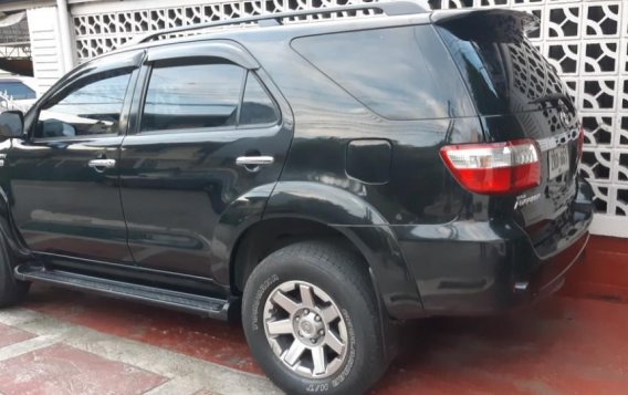 2009 Toyota Fortuner for sale in Quezon City -2