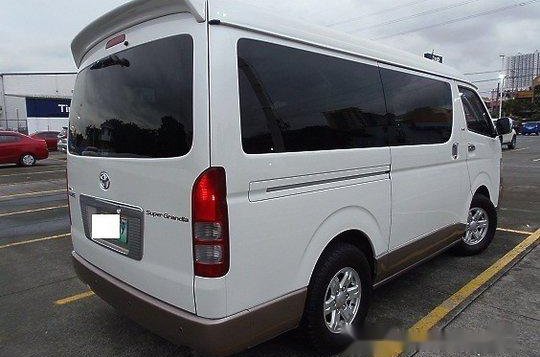 Sell White 2011 Toyota Hiace in Quezon City -1