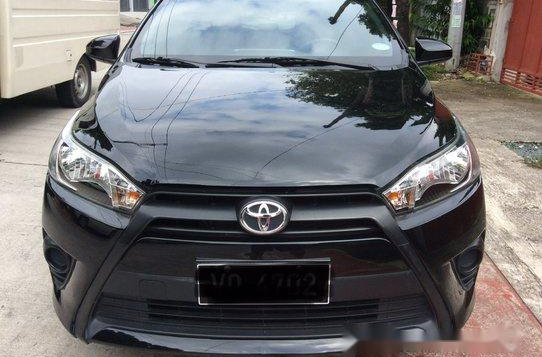 Black Toyota Yaris 2017 at 26000 km for sale