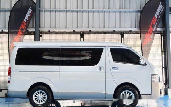 Selling Toyota Hiace 2015 in Quezon City -2