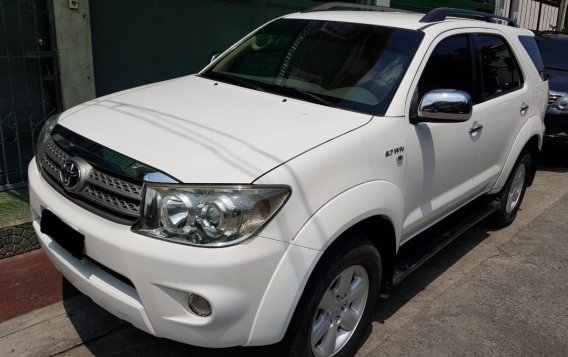 Used Toyota Fortuner 2010 for sale in Quezon City-2