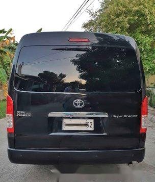 Selling Black Toyota Hiace 2018 Automatic Diesel at 19000 km -3