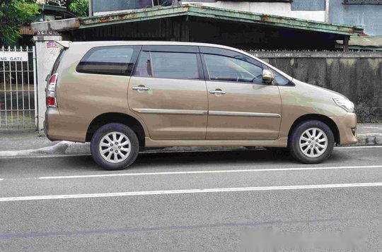 Selling Toyota Innova 2013 Automatic Diesel -6