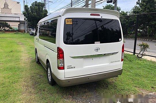 Selling Toyota Hiace 2016 Automatic Diesel -3