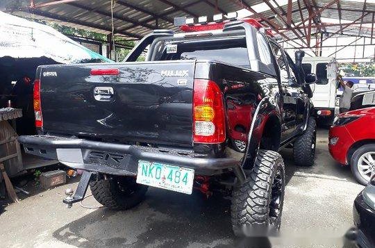 Selling Black Toyota Hilux 2009 at 78448 km -2