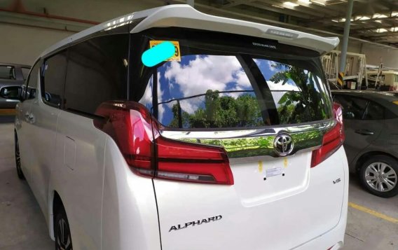 Toyota Alphard 2019 for sale in Manila-8