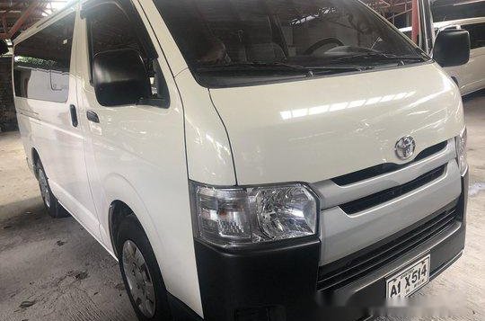 White Toyota Hiace 2018 at 5500 km for sale-1