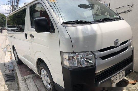 White Toyota Hiace 2016 at 18000 km for sale