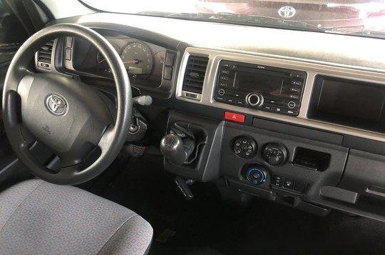 Black Toyota Hiace 2018 Manual Diesel for sale-7