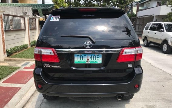 2011 Toyota Fortuner for sale in Quezon City-3